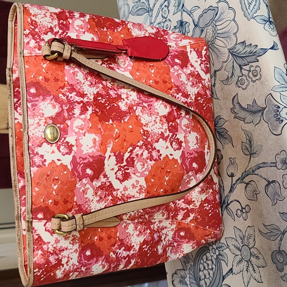 Coach purse and wallet and wristlet